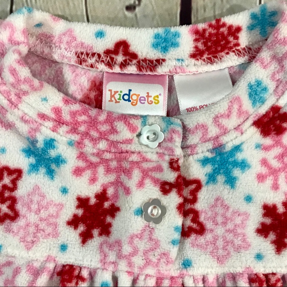 Kidgets Snowflakes and Flowers Pullover - Size 2T - Picture 3 of 6